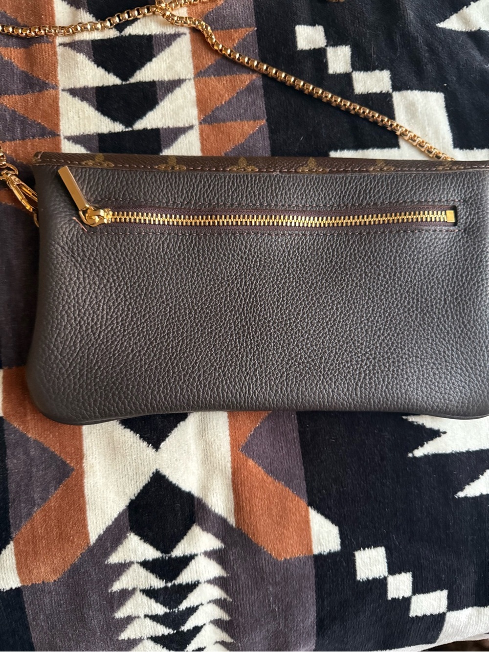 Louis Vuitton Brown Monogram Chain Clutch- Vintage Boho Bags - Picture 5 of 7